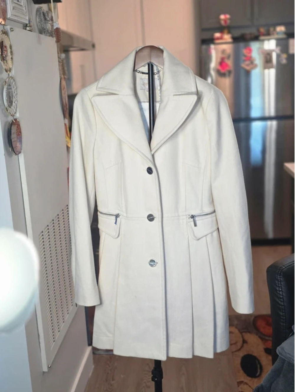 Banana Republic Cream Wool Blend Pleated Coat with Zippered Pockets